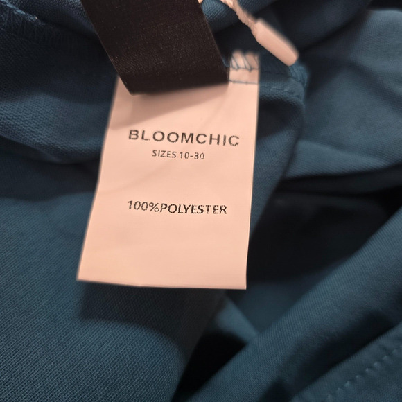 Bloomchic Dress Women's 2X Blue Off - On Shoulder Fit & Flare Midi Shirred NWT - Picture 6 of 10